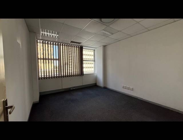 154M² OFFICE TO LET IN DURBAN CENTRAL